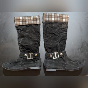 Fashion women's boot with buckle